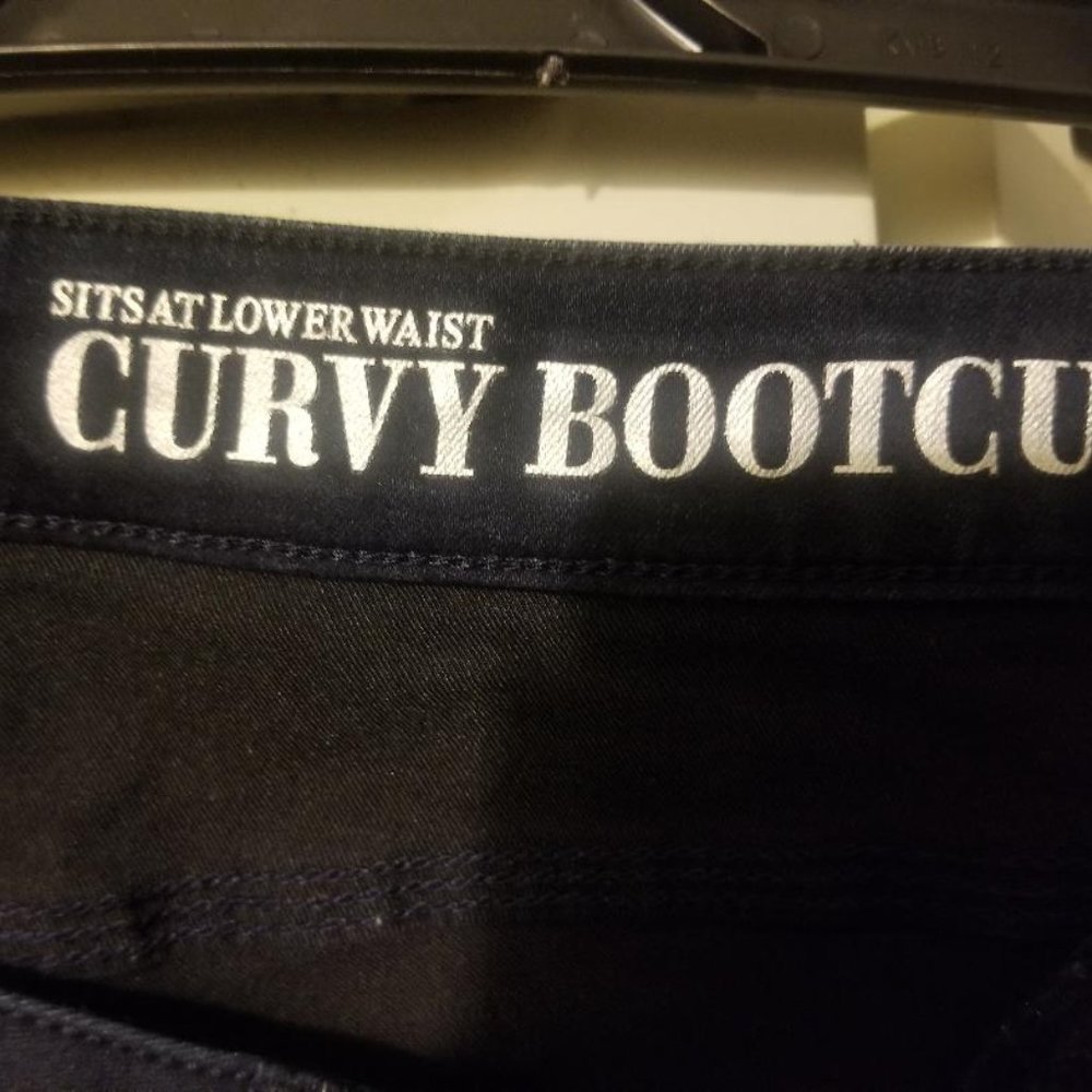 Black denim CURVY jeans size 6